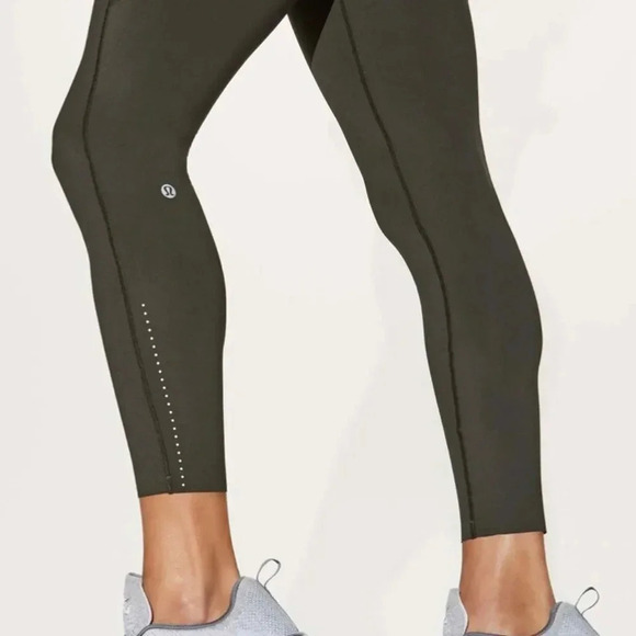 Lululemon sz 4 Fast & Free 7/8 Tight II Nulux 25"
Drk Olive excellent condition - Picture 4 of 15